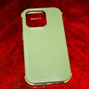 📱 Heyday Rugged Phone Case for iPhone 15 Pro - NIB | Olive Green | MagSafe